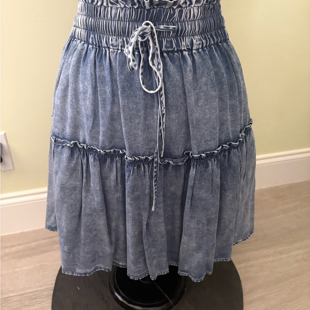 Doe & Rae Gray Ruffled Tiered Midi Skirt